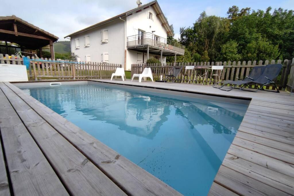 Appartement Au Calme Avec Vue Et Piscine Au Coeur Du Pays Basque Mauléon-Licharre Kültér fotó